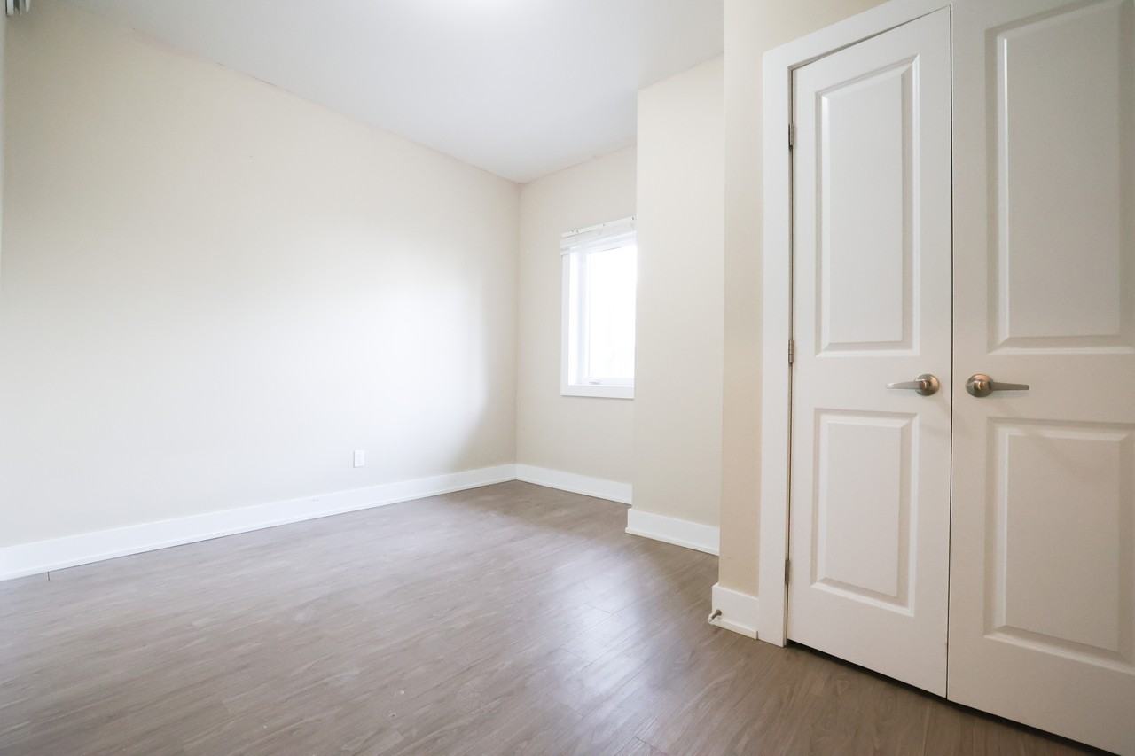 185 Henderson Avenue #1 - Photo 4 of 9