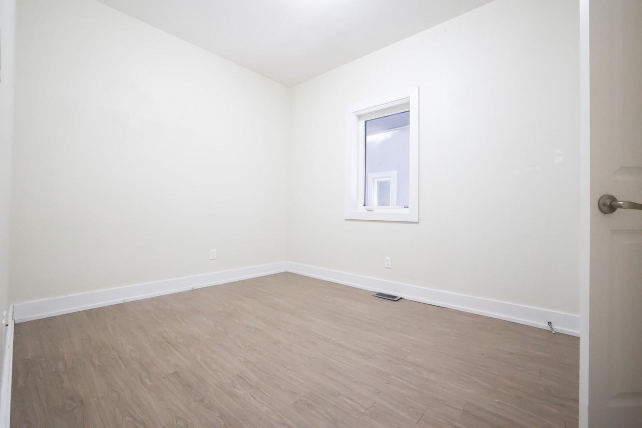 185 Henderson Avenue #1 - Photo 6 of 9