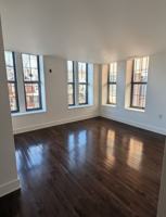 featured image of 720 Monmouth St