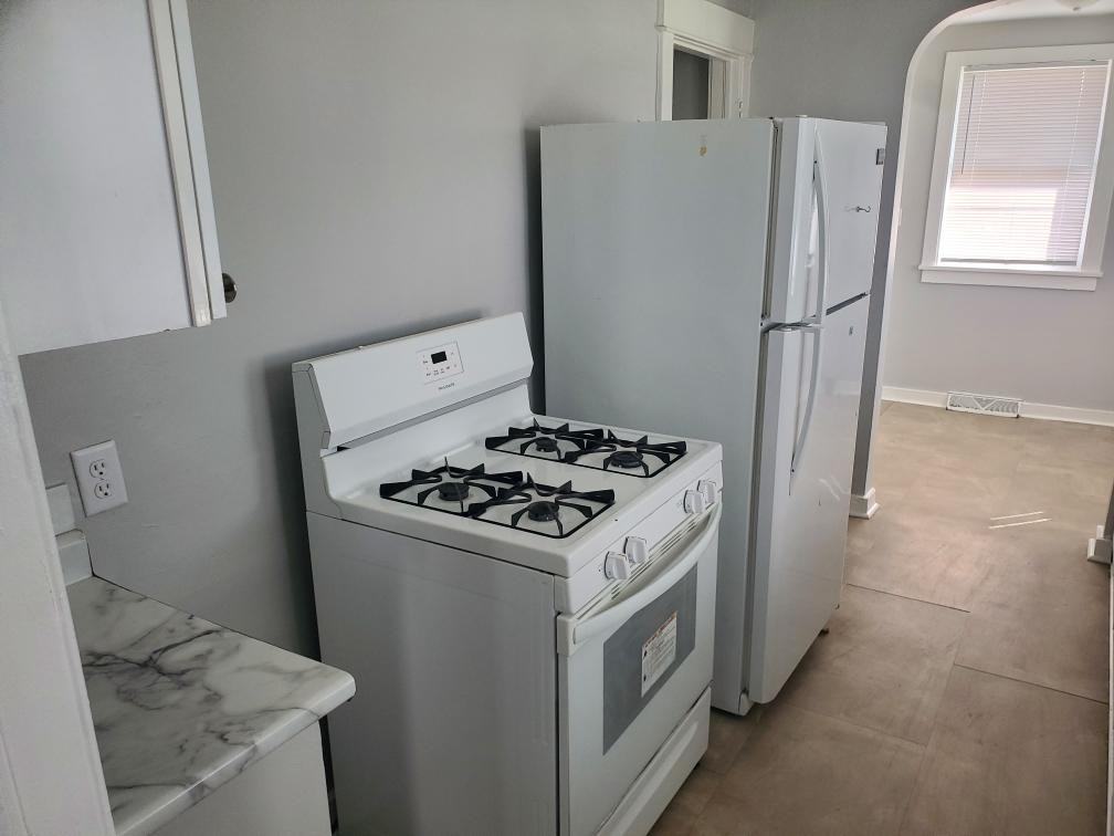 1156 E Fox St #1 - Photo 6 of 14