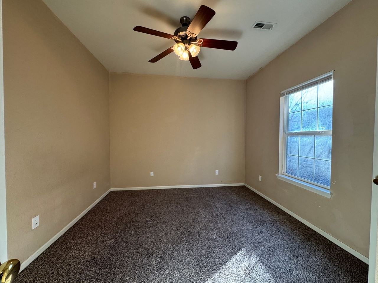 16711 Hunters Ridge - Photo 7 of 11