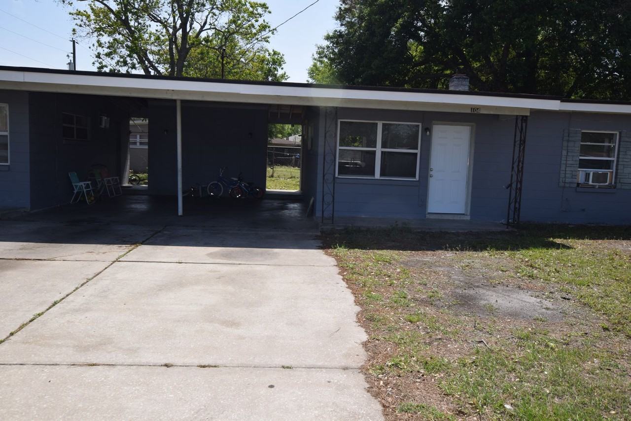 104 W Lancaster Rd - Photo 5 of 24