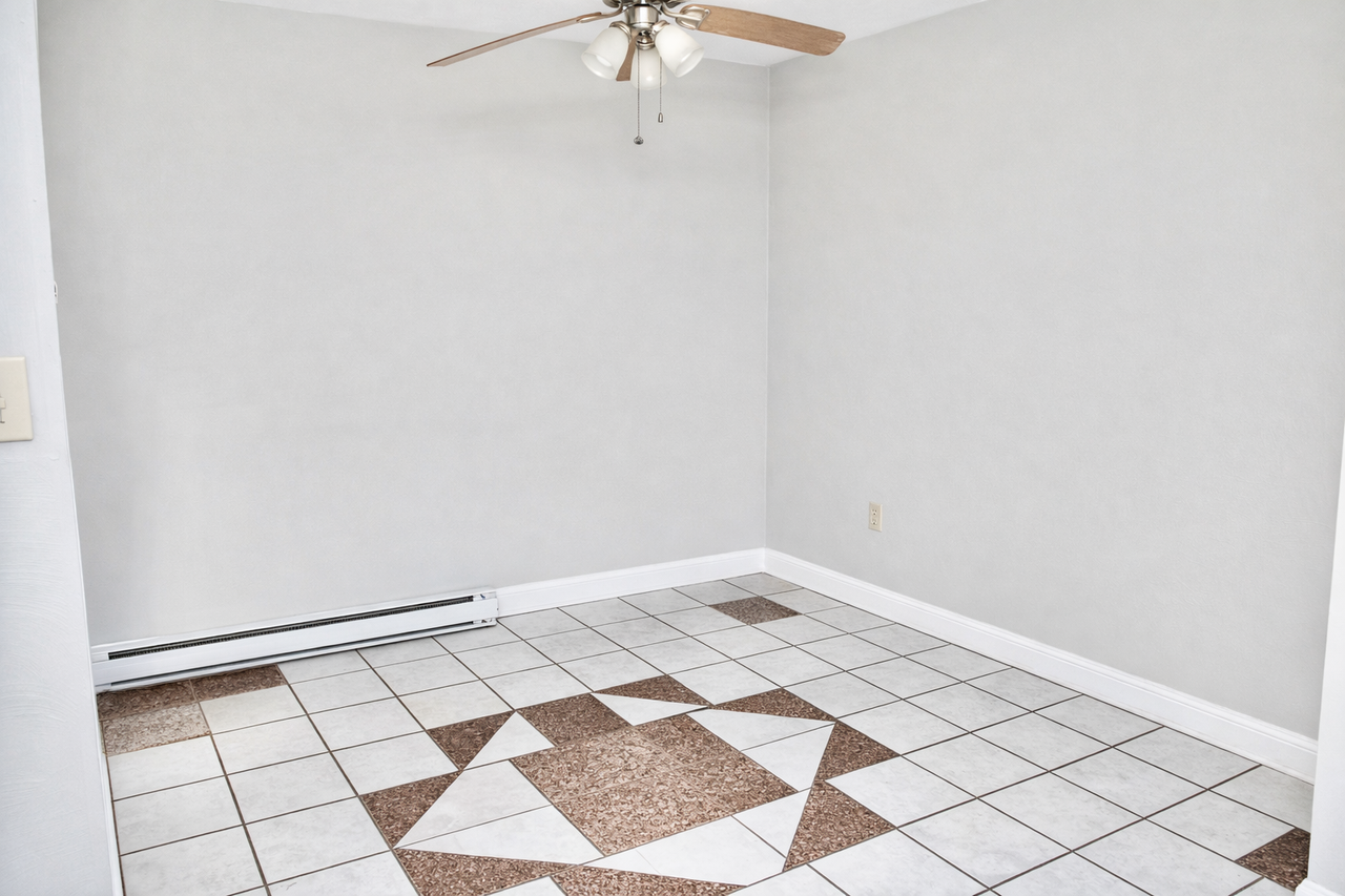 206 Oak Manor Pl #206 - Photo 3 of 6