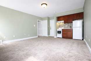 4651 CENTRE AVEAPT 37 #37 - Photo 1 of 1