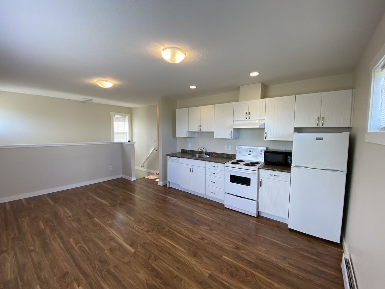 1626 88 Ave #2-1626C - Photo 3 of 12