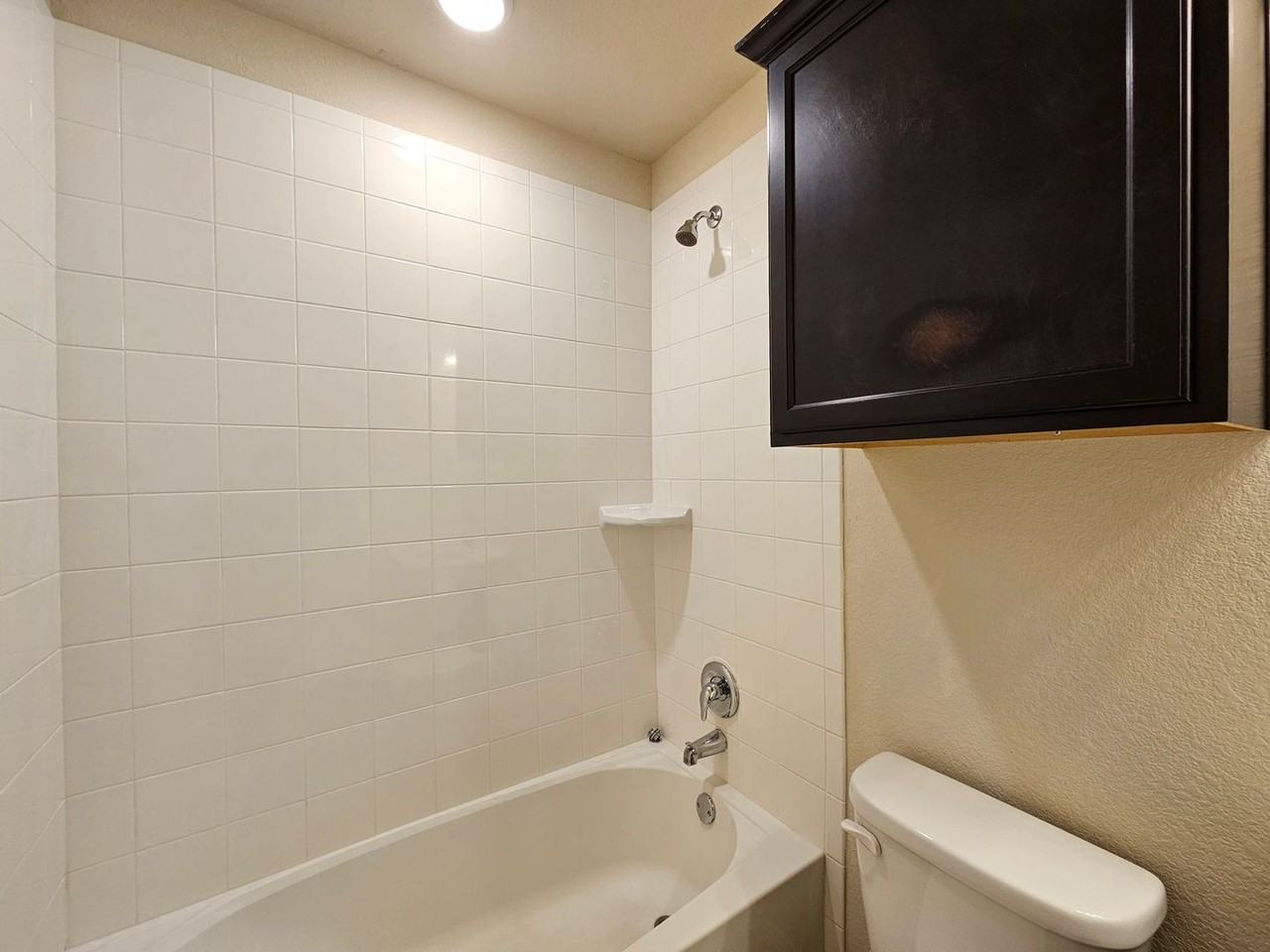 6207 Stonehaven Dr - Photo 3 of 29