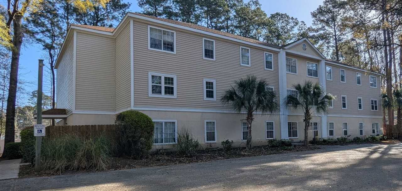 6840 Blue Heron Blvd #101 - Photo 6 of 19