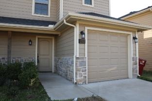 232 W Lake St #1 - Photo 1 of 1