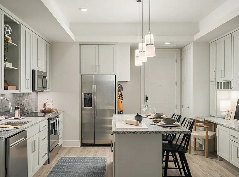 4101 Viridian Village Drive