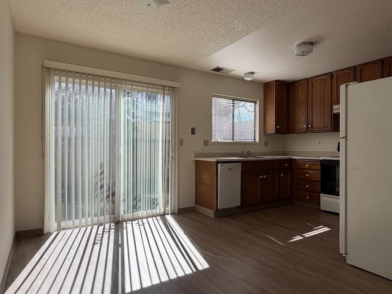 2214 Myrtle Ave #G - Photo 2 of 27