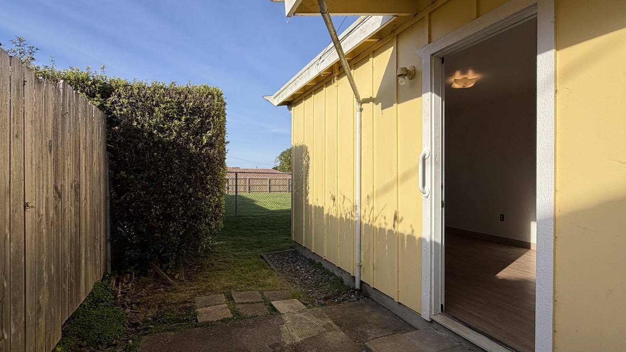 3435 Edgewood Rd #3435 - Photo 4 of 21