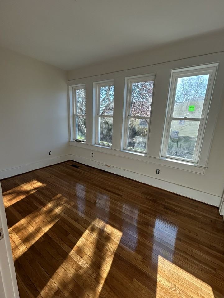 4 Washington St #B - Photo 6 of 16