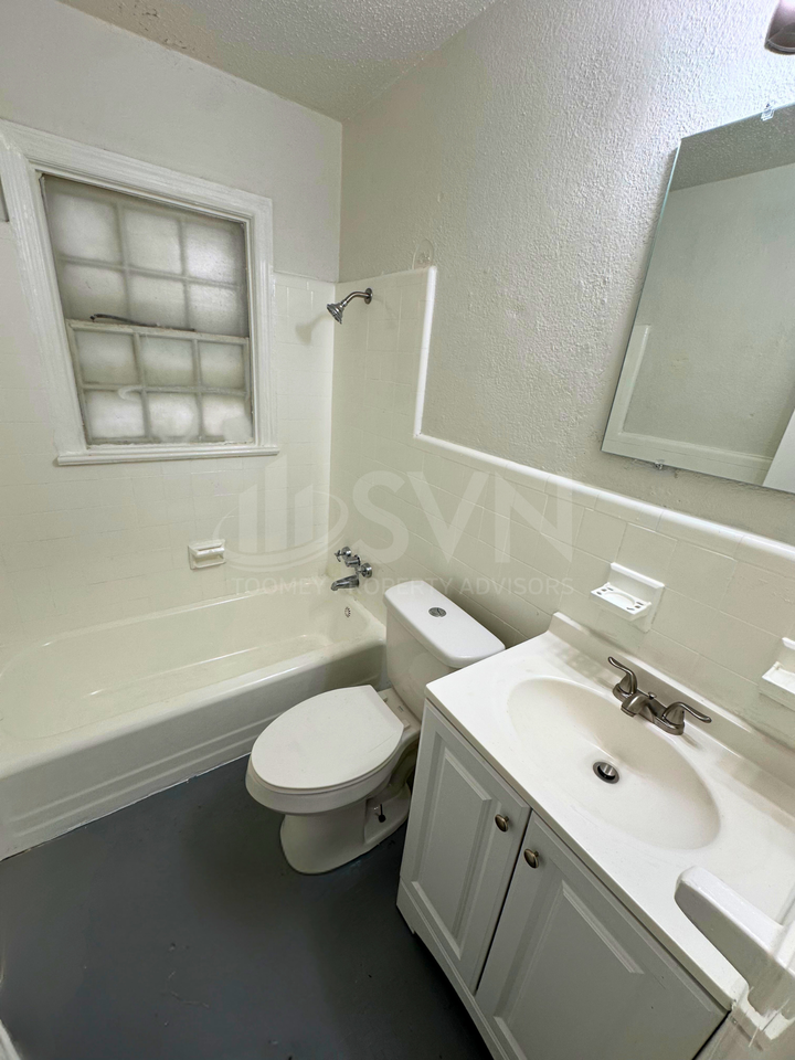 1601 Neshota DrUnit 54 #54 - Photo 4 of 13