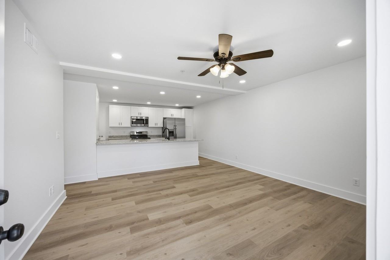 2903 15th Ave #103 - Photo 3 of 11