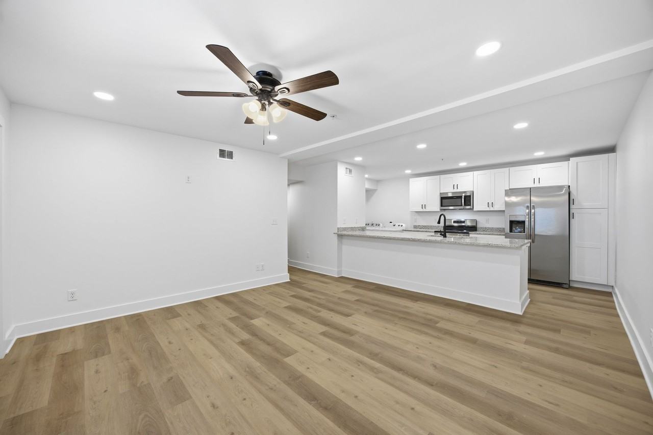 2903 15th Ave #103 - Photo 4 of 11