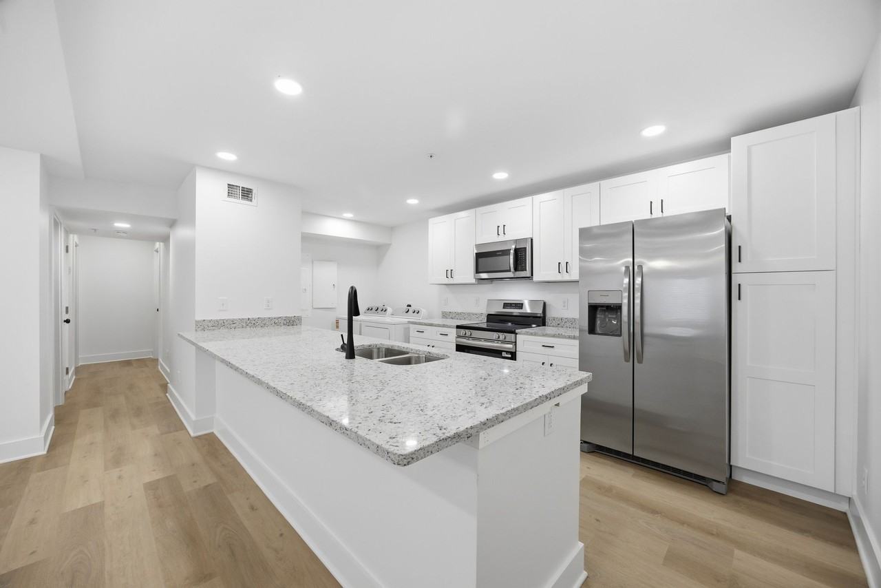 2903 15th Ave #103 - Photo 5 of 11