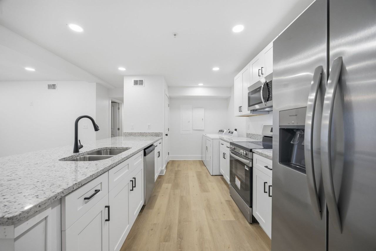 2903 15th Ave #103 - Photo 6 of 11