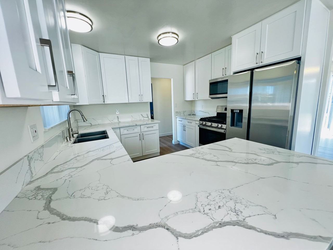 3665 Millikin Ave - Photo 7 of 18