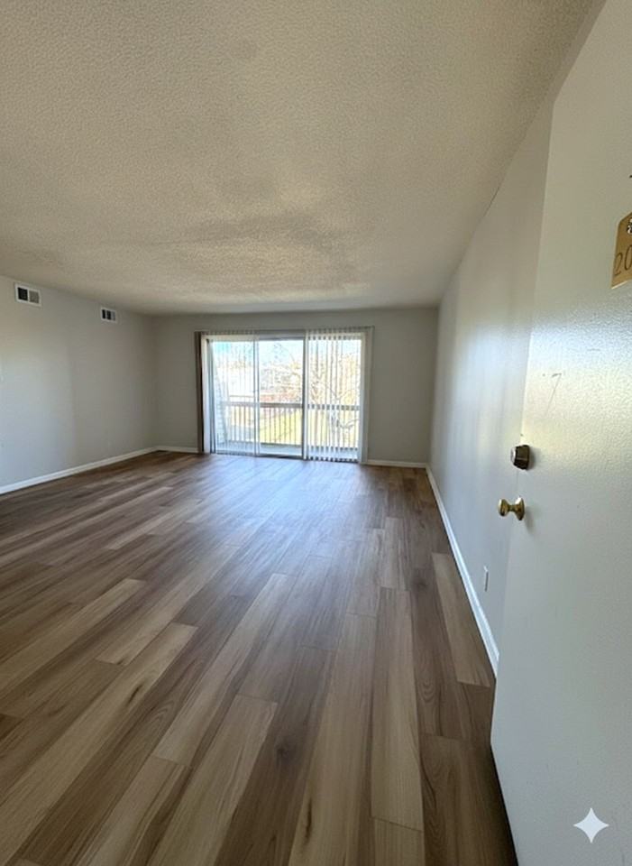 Heatherwood Apartments - Photo 4 of 42