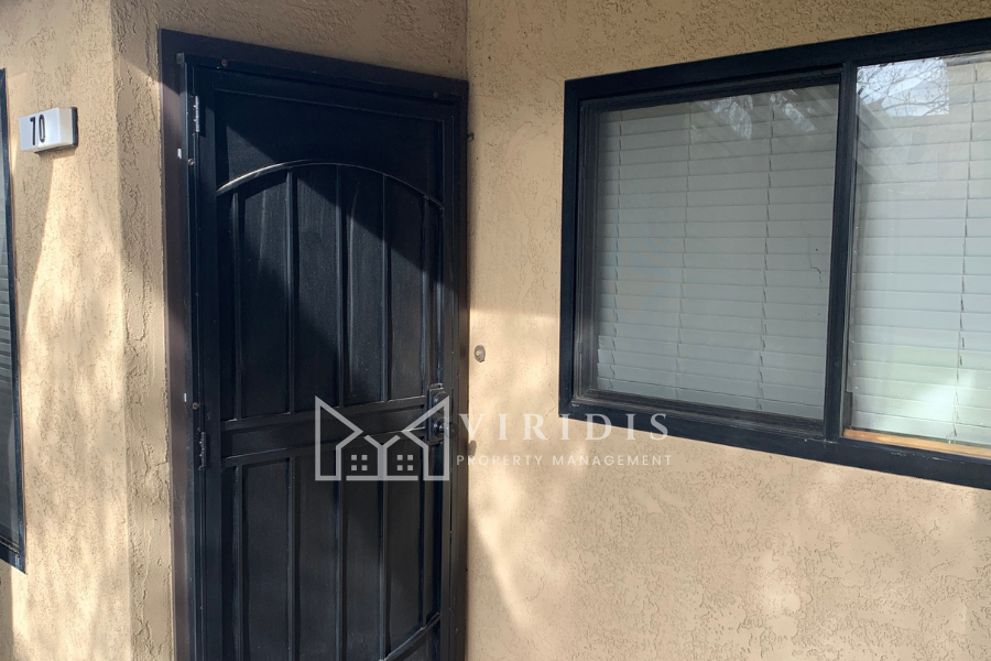 1001 Mohawk St #1 - Photo 3 of 46