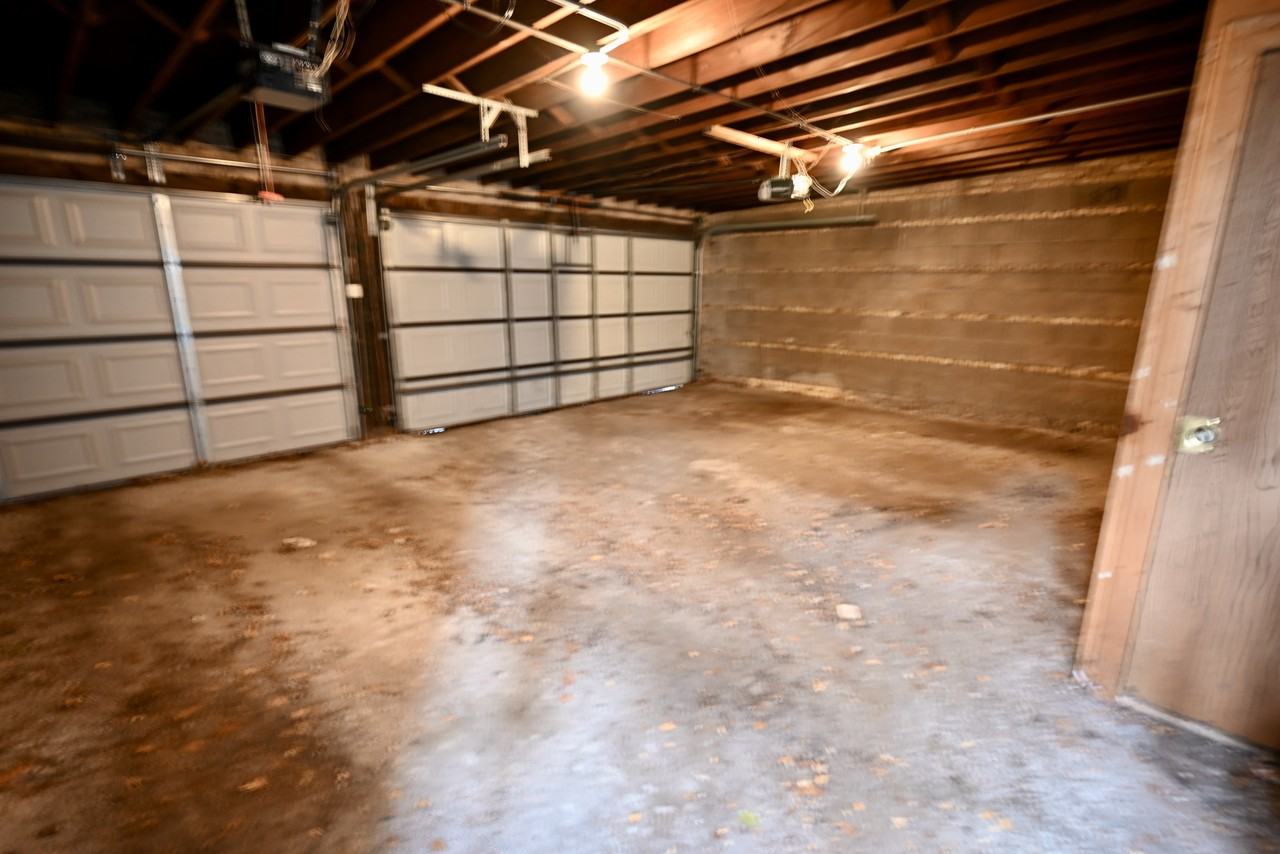 1113 W Lill Ave #2E - Photo 2 of 13