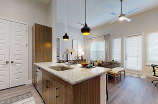 505 West Lamar Boulevard - Photo 1 of 1