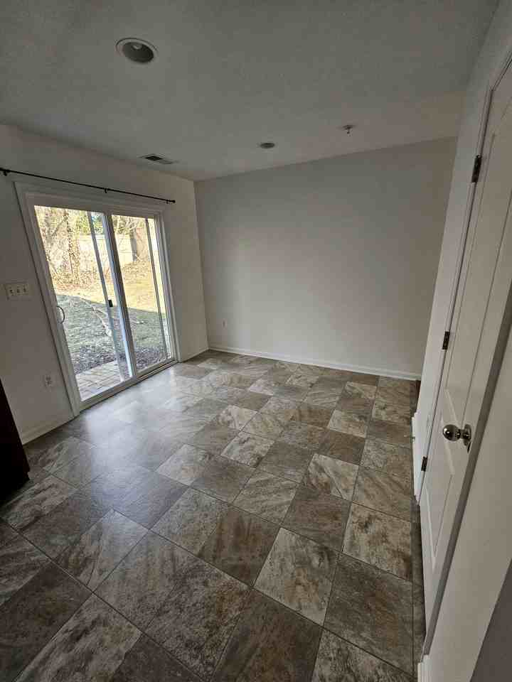 106 Johnstown Ln #1 - Photo 6 of 10