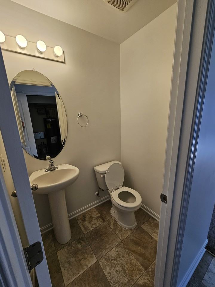 106 Johnstown Ln #1 - Photo 7 of 10
