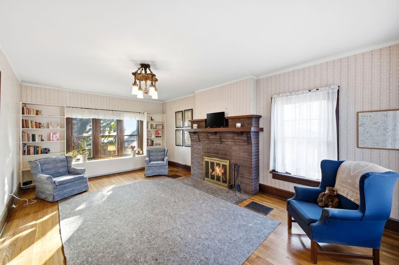 275 E Lane Ave - Photo 6 of 22