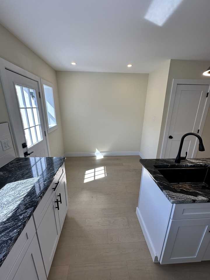 714 Mollbore Ter #1 - Photo 3 of 18