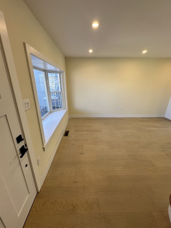 714 Mollbore Ter #1 - Photo 6 of 18