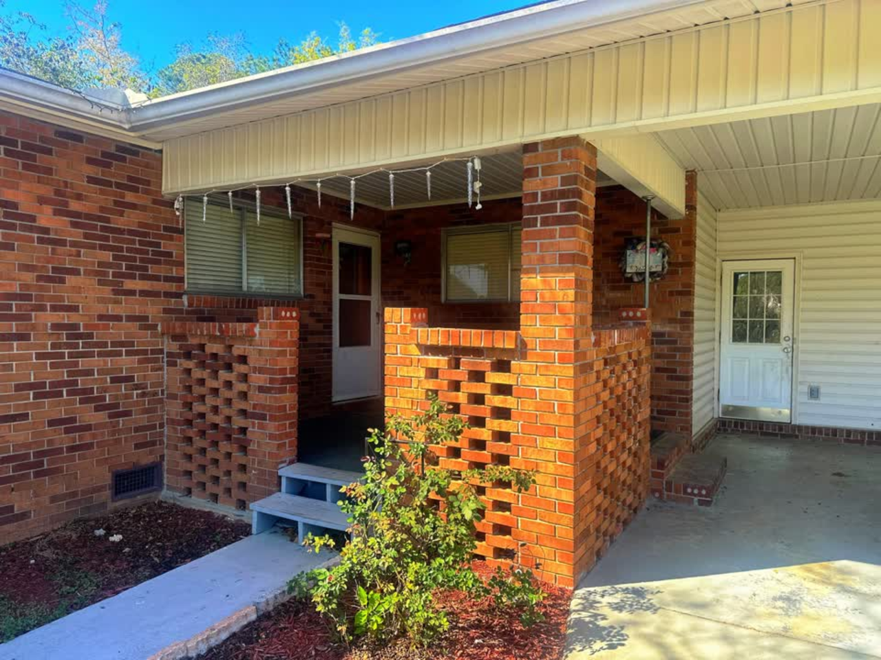 2817 Caldwell Dr #1 - Photo 2 of 14