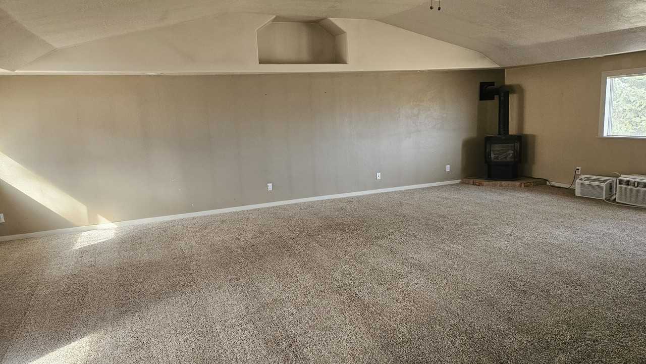 297 S 200 E #1 - Photo 5 of 11