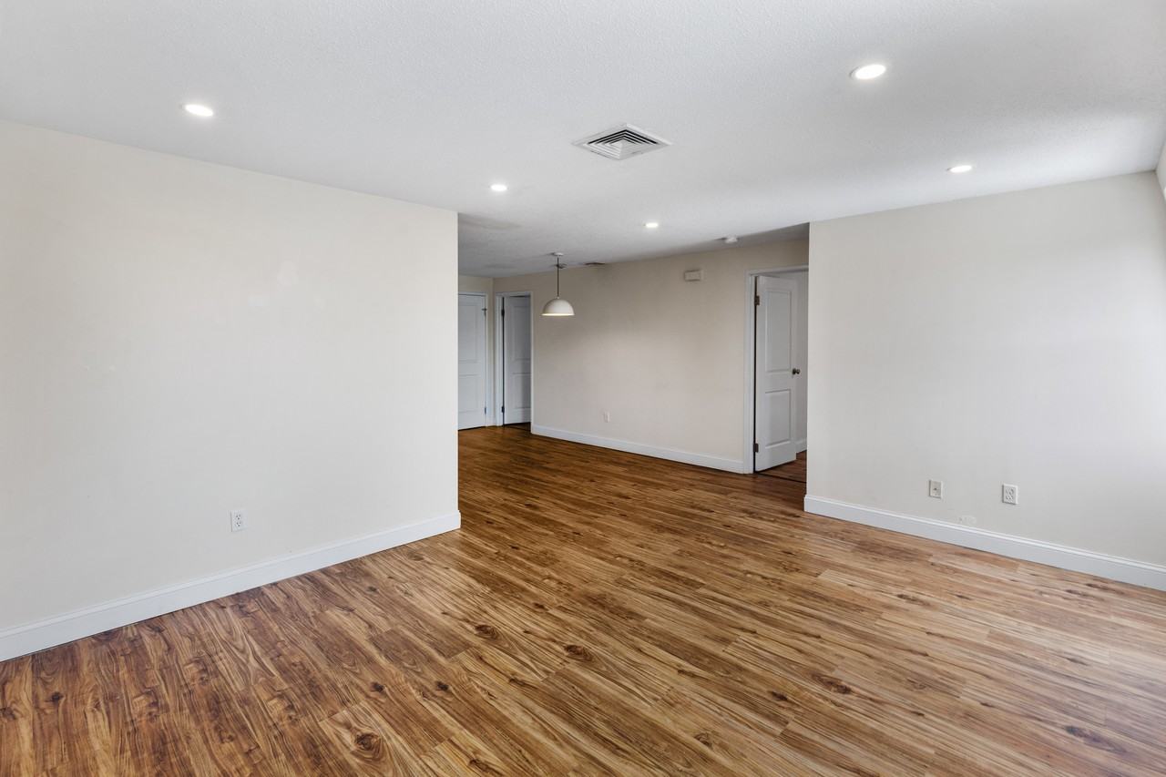 497 Broadway - 301 #301 - Photo 6 of 10