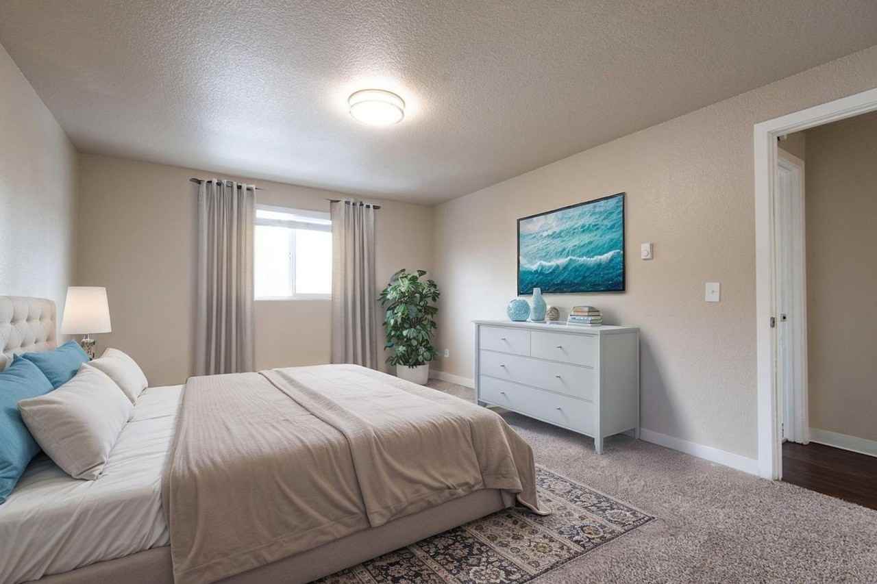 Westmont Apartments - Photo 3 of 5