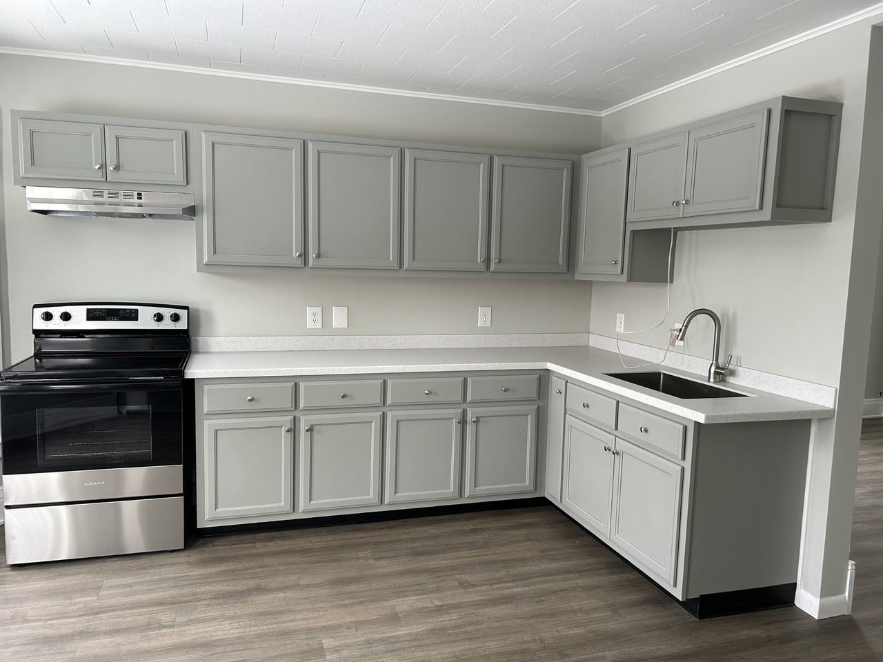 529 Main St Uppr #2 - Photo 3 of 22