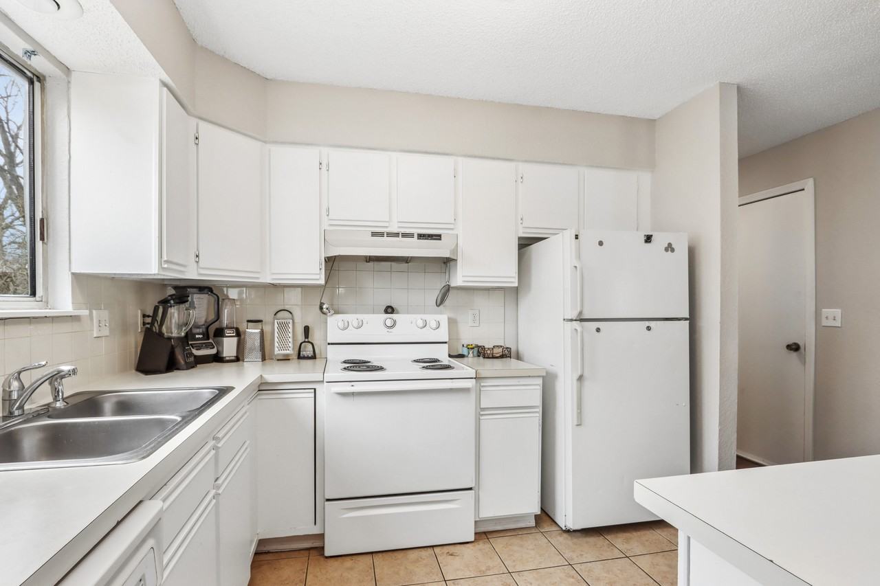 8927 Hauser St #1 - Photo 4 of 16