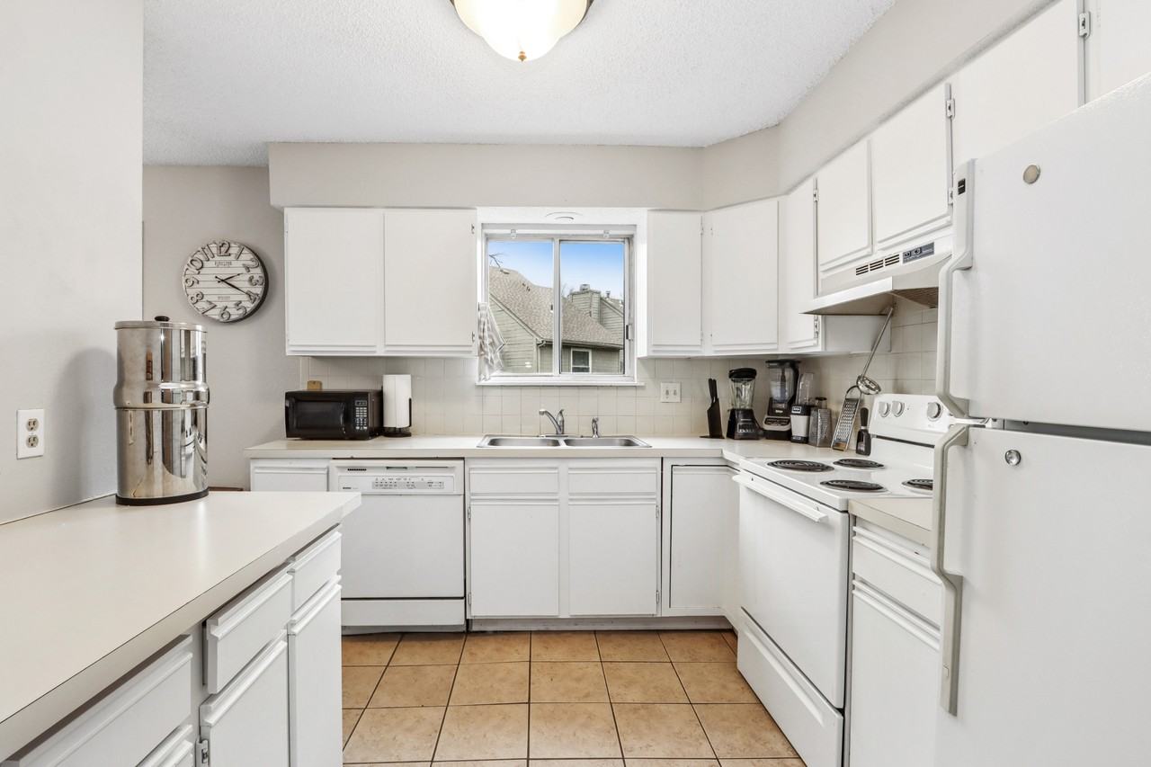 8927 Hauser St #1 - Photo 5 of 16