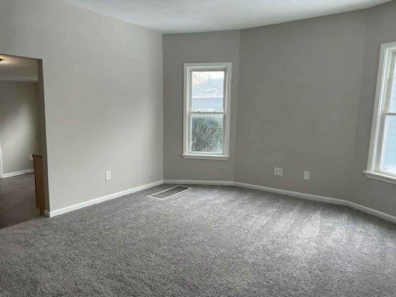 3449 Erin Avenue - Photo 3 of 25