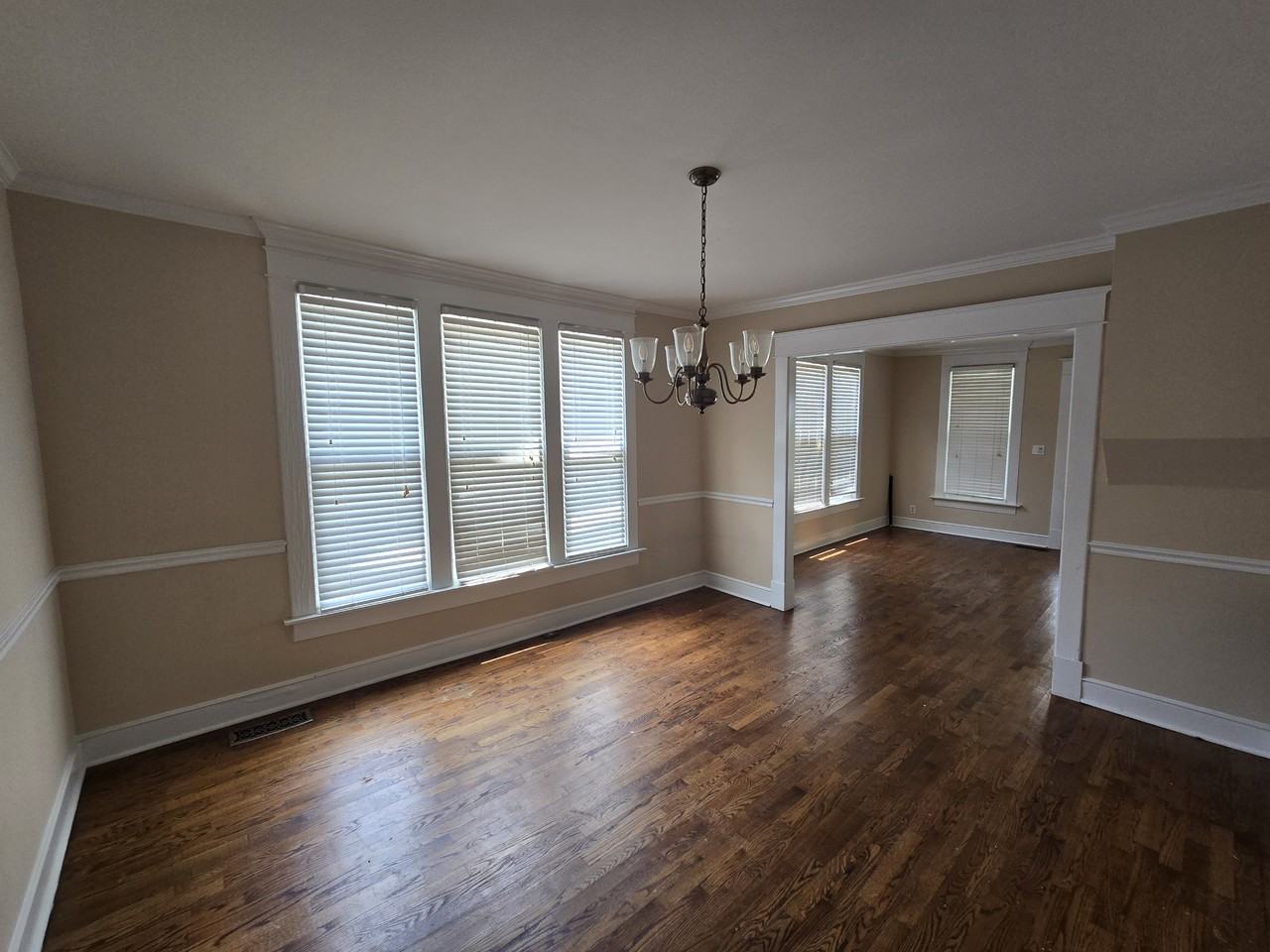 614 N Military Ave #1 - Photo 3 of 9