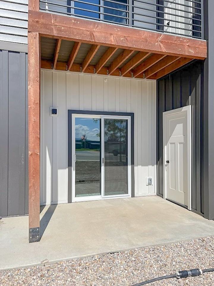 941 Covey Run Rd #104 - Photo 4 of 21