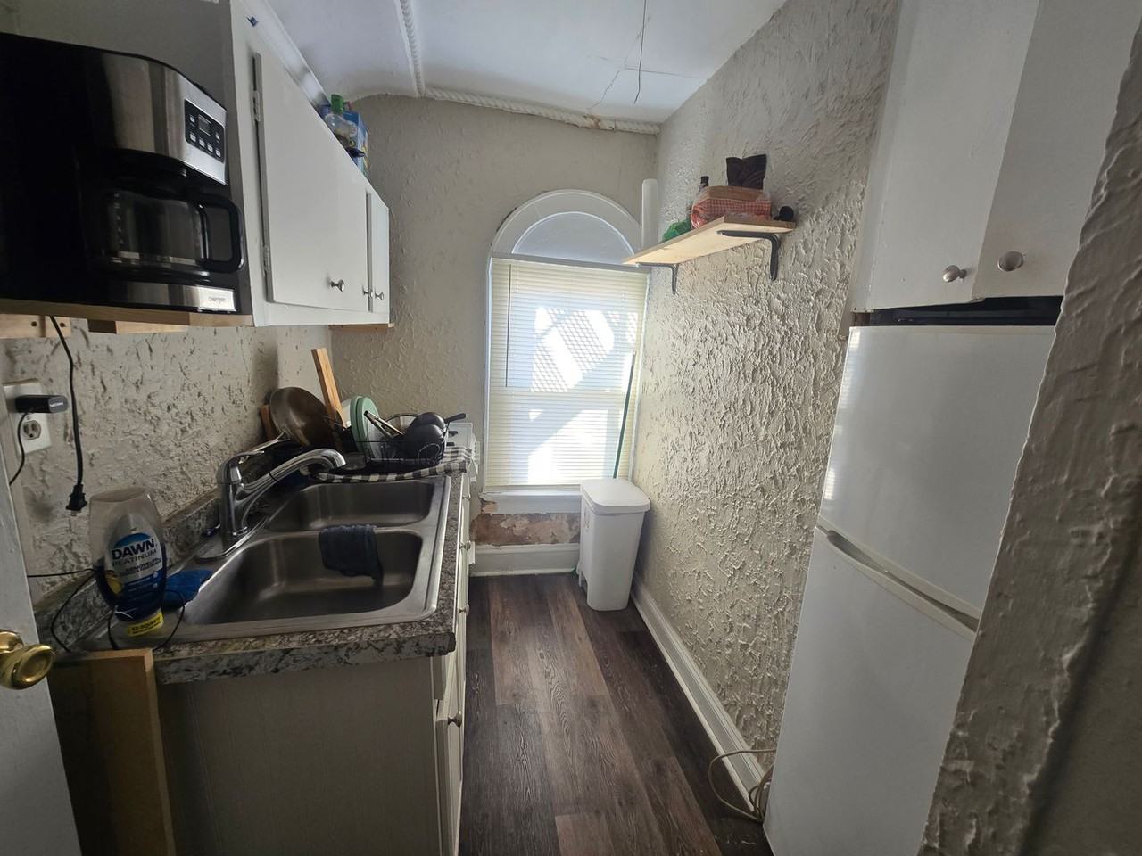 6901-13 W Mitchell St. - Photo 7 of 9