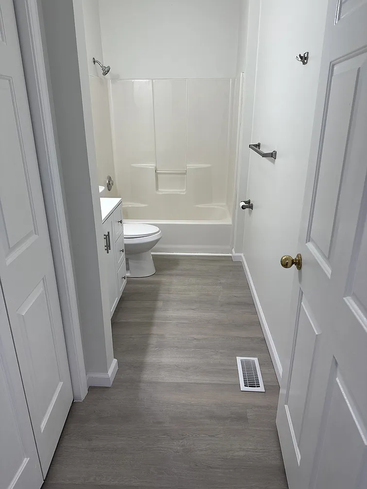 52 Smith Rd #B - Photo 5 of 23