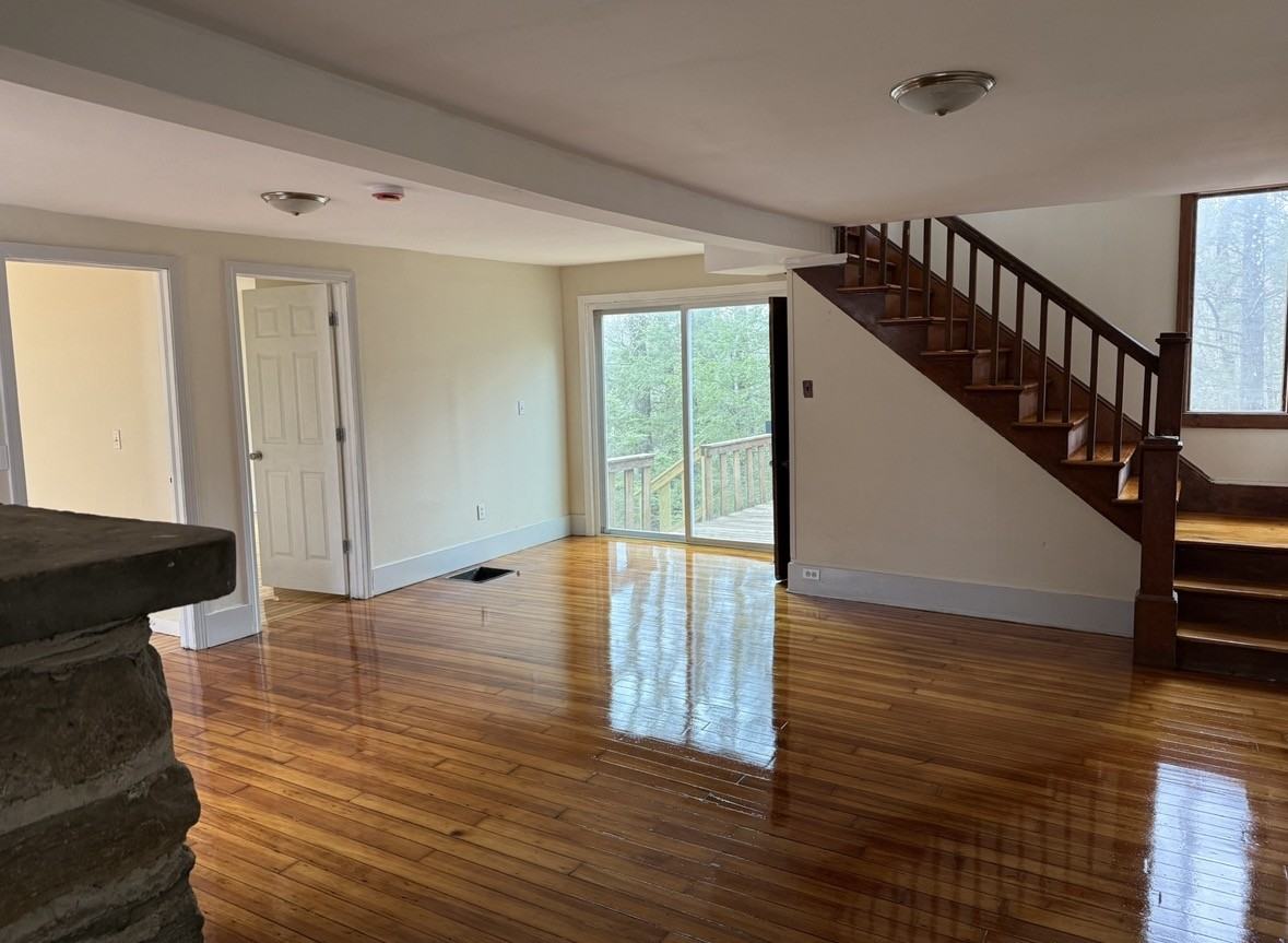 300 Amherst Rd #1 - Photo 3 of 11