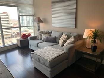 1404, 788 12th Ave SW - Photo 5 of 10