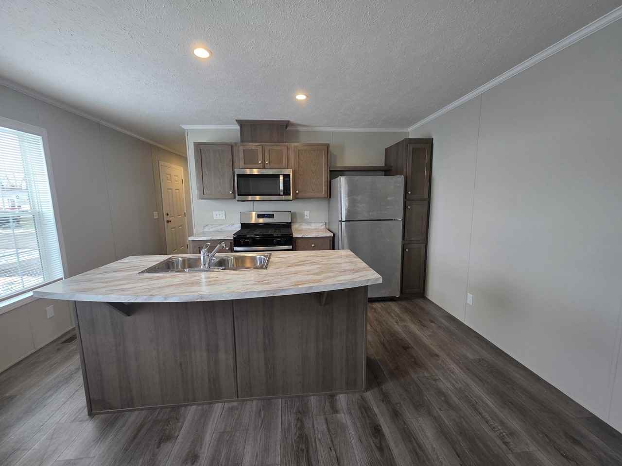 4620 Hemlock Loop #467 - Photo 3 of 29