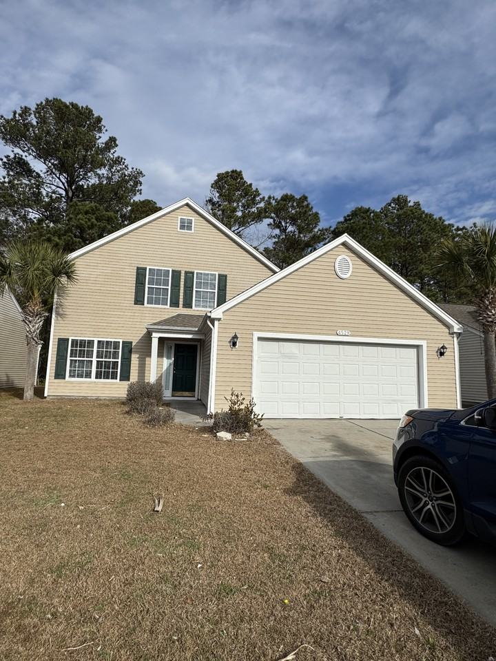 4529 Farm Lake Dr #1