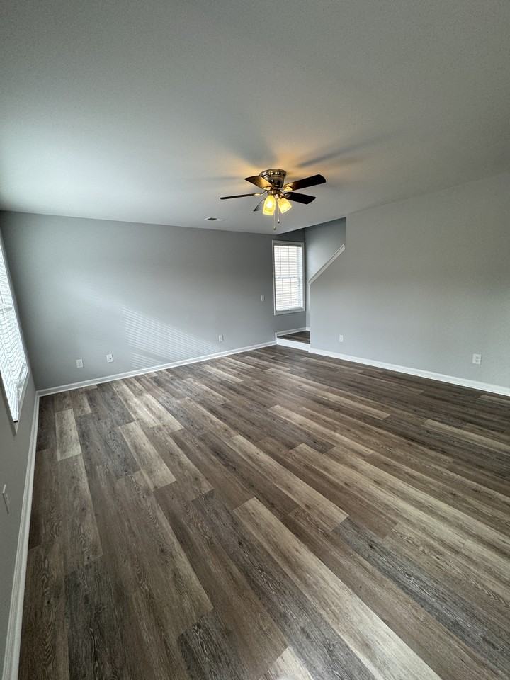 4529 Farm Lake Dr #1 - Photo 7 of 43