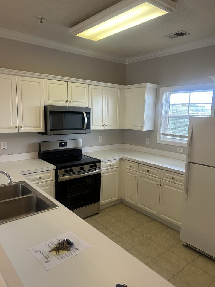 805 Crumpet Court 1164 - 1 #1 - Photo 2 of 11