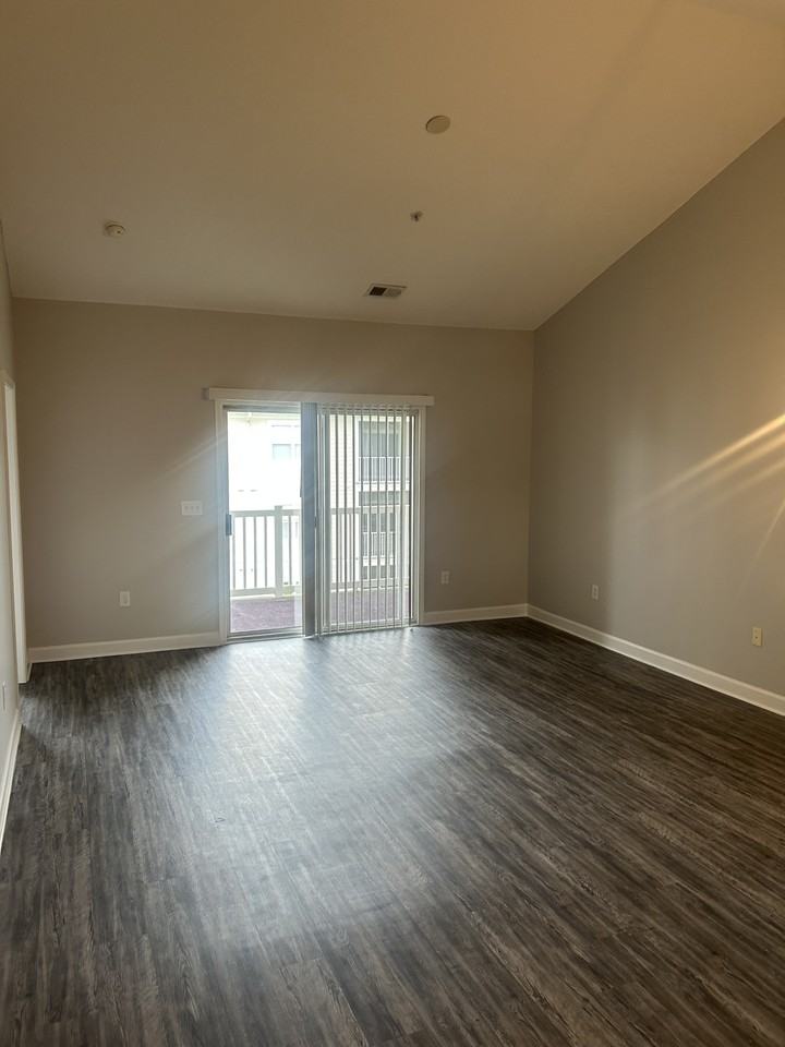 805 Crumpet Court 1164 - 1 #1 - Photo 4 of 11